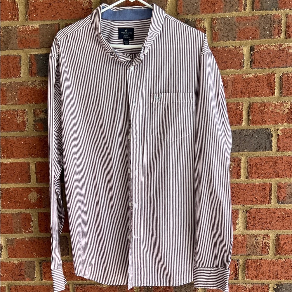 American Eagle Men's Striped Button-Down Shirt